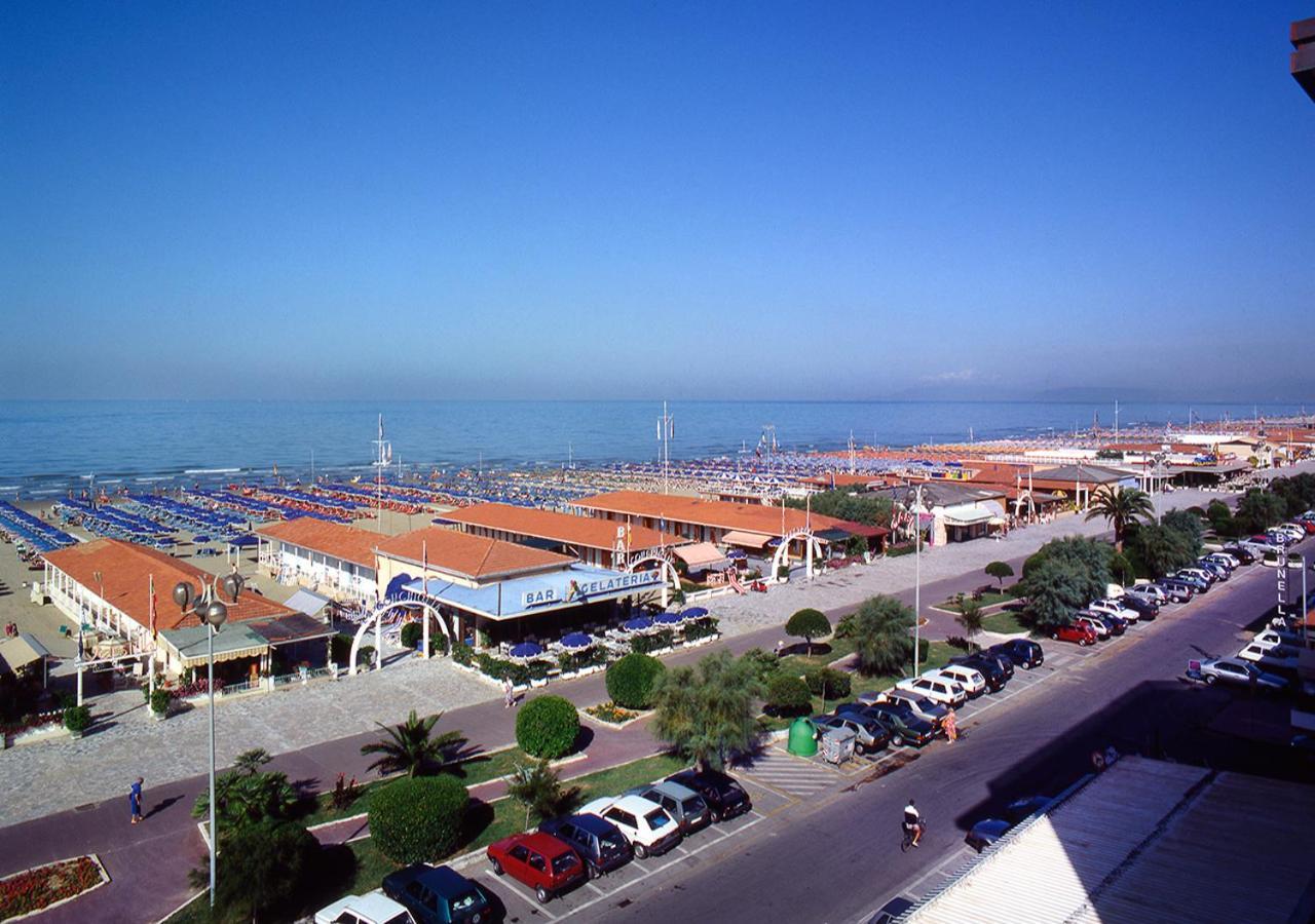 Villino Caproni Leilighet Viareggio Eksteriør bilde